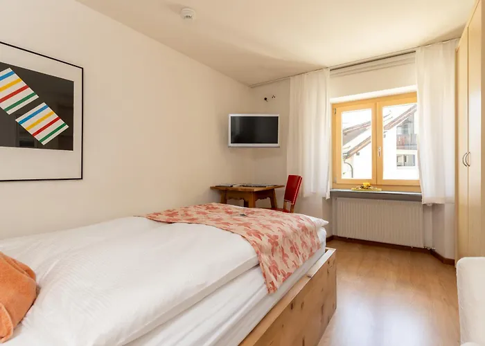 Palazzo Mysanus 3* סמדן